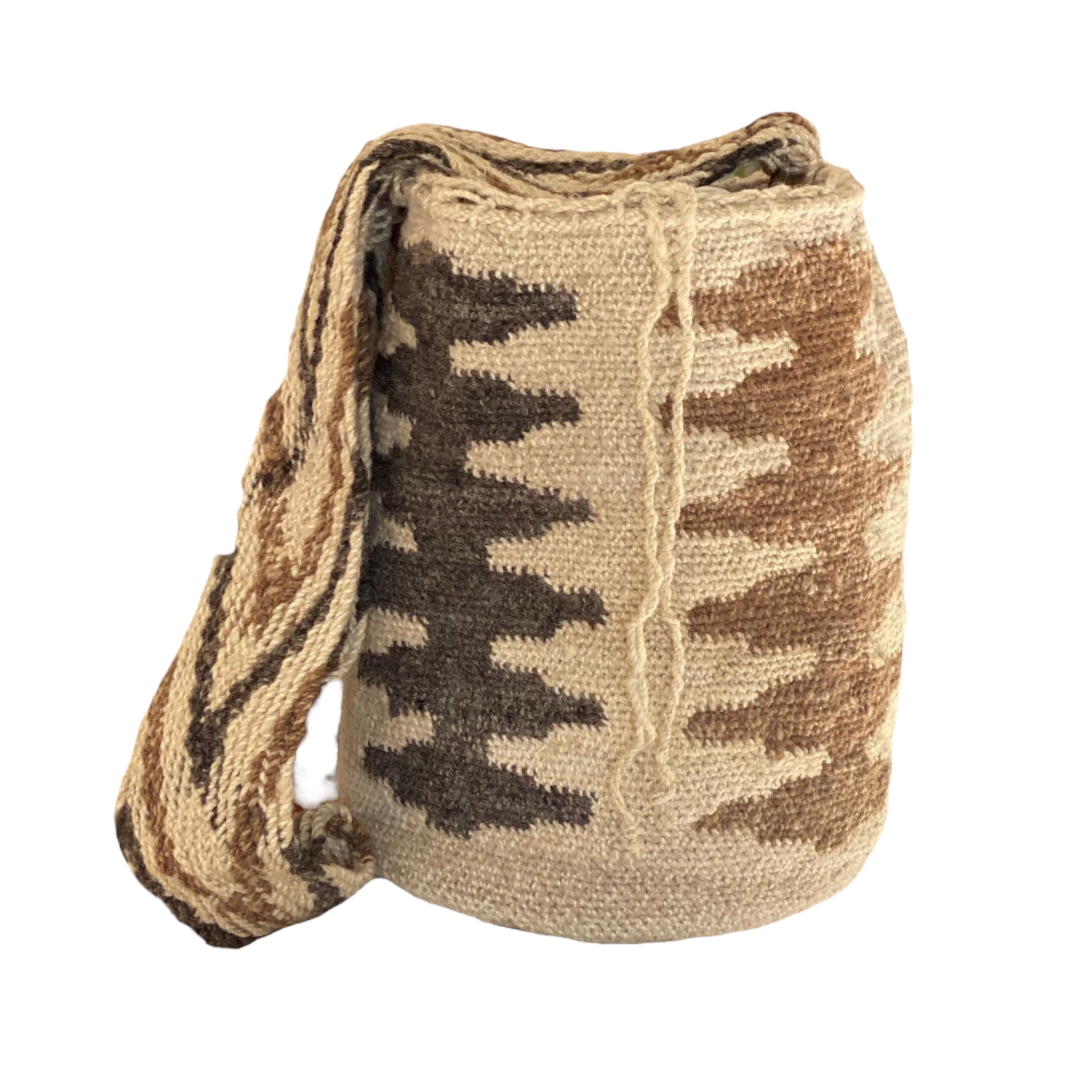 Sierra Bags, Borsa a secchiello , artigianale in pura lana intrecciata a mano dalle donne indigene delle Ande colombiane. Tonalitá calde, Ecrue, tortora, natuale, beige, marrone.