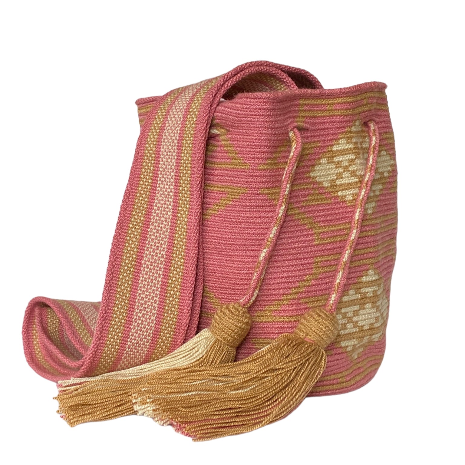 Mochila Wayuu piccola Volver Bags modello Alma con motivo geometrico rosa e sabbia