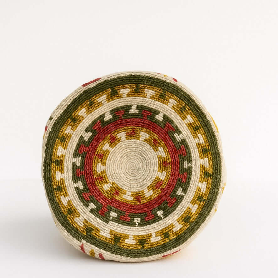 dettaglio base Borsa artigianale colombiana fatta a mano in tonalità calde