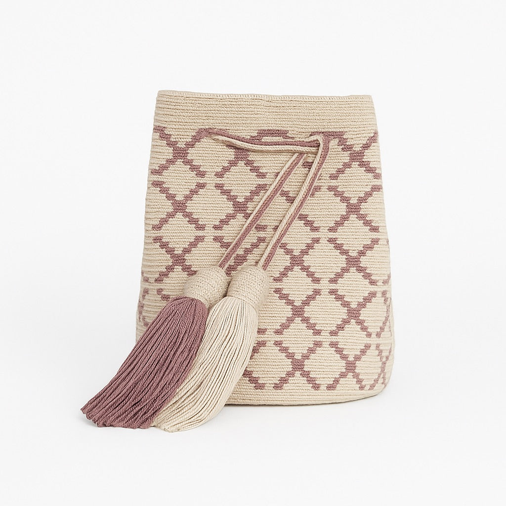 Piccola borsa uncinetto Nivea - Motivi romantici e intrecciati a uncinetto in tonalità malva su base beige chiaro