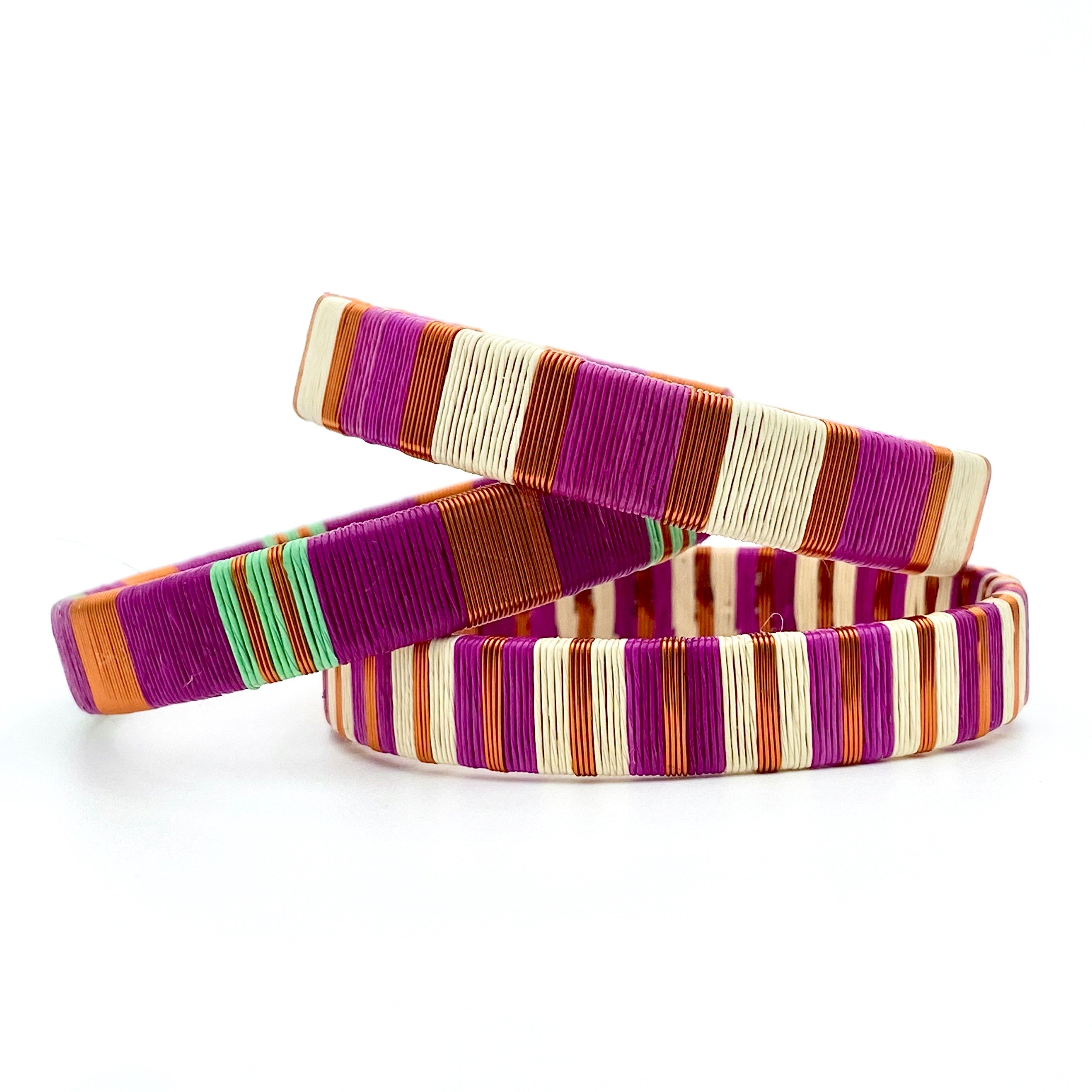 Braccialetti fatti a mano, colorati leggero e flessibile per ogni misura di polso – Volver Bags