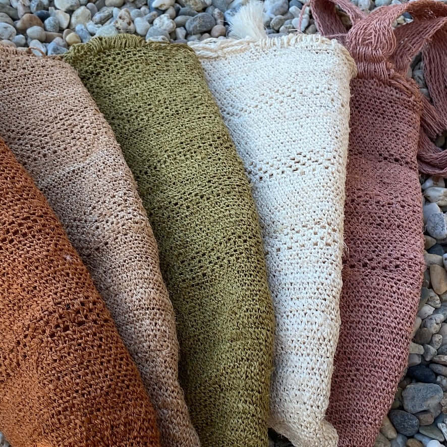 colori varai delle fibi borse in agave artgianali