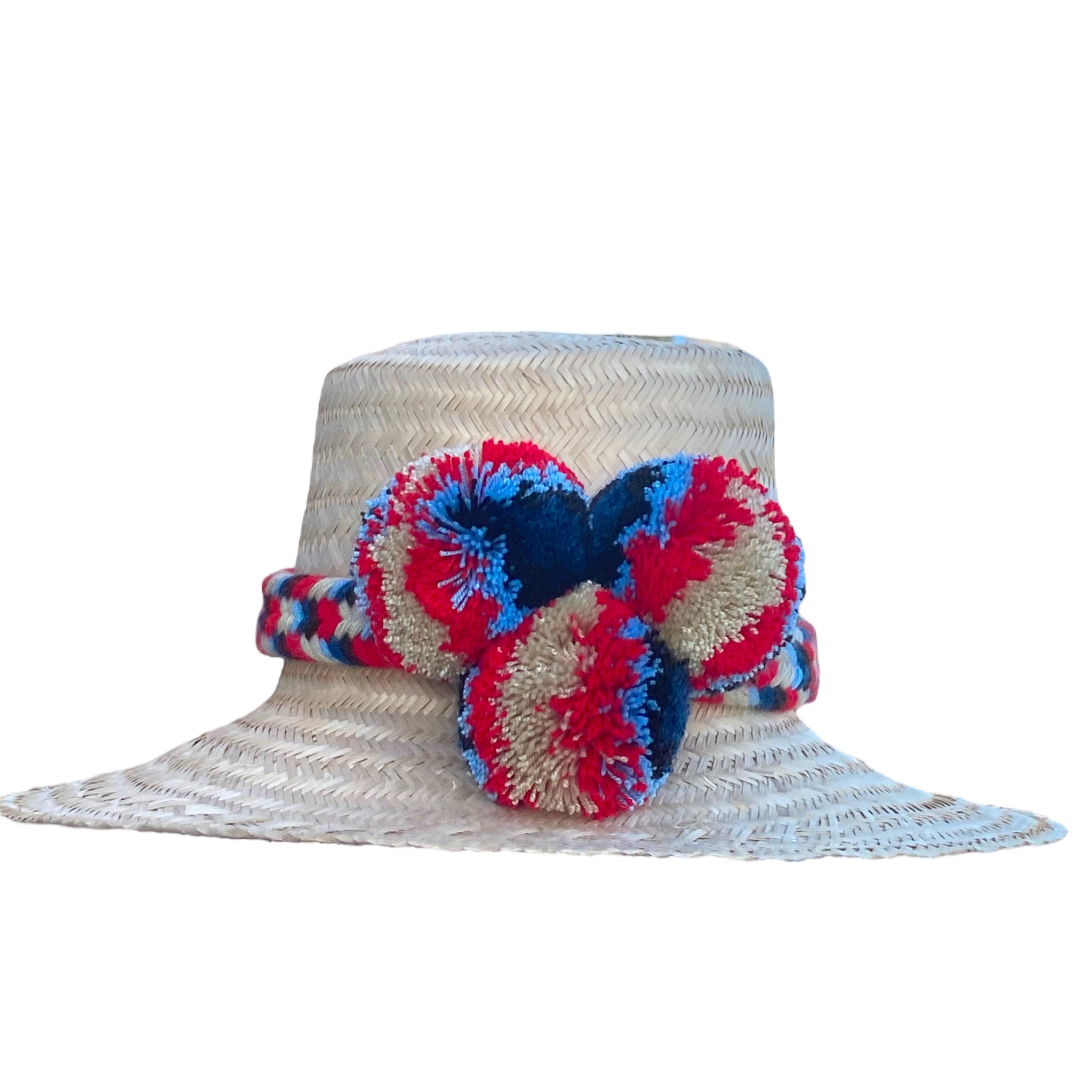 Cappello da sole Wayùu, realizzato a mano con fibra naturale, design tradizionale delle comunità indigene colombiane