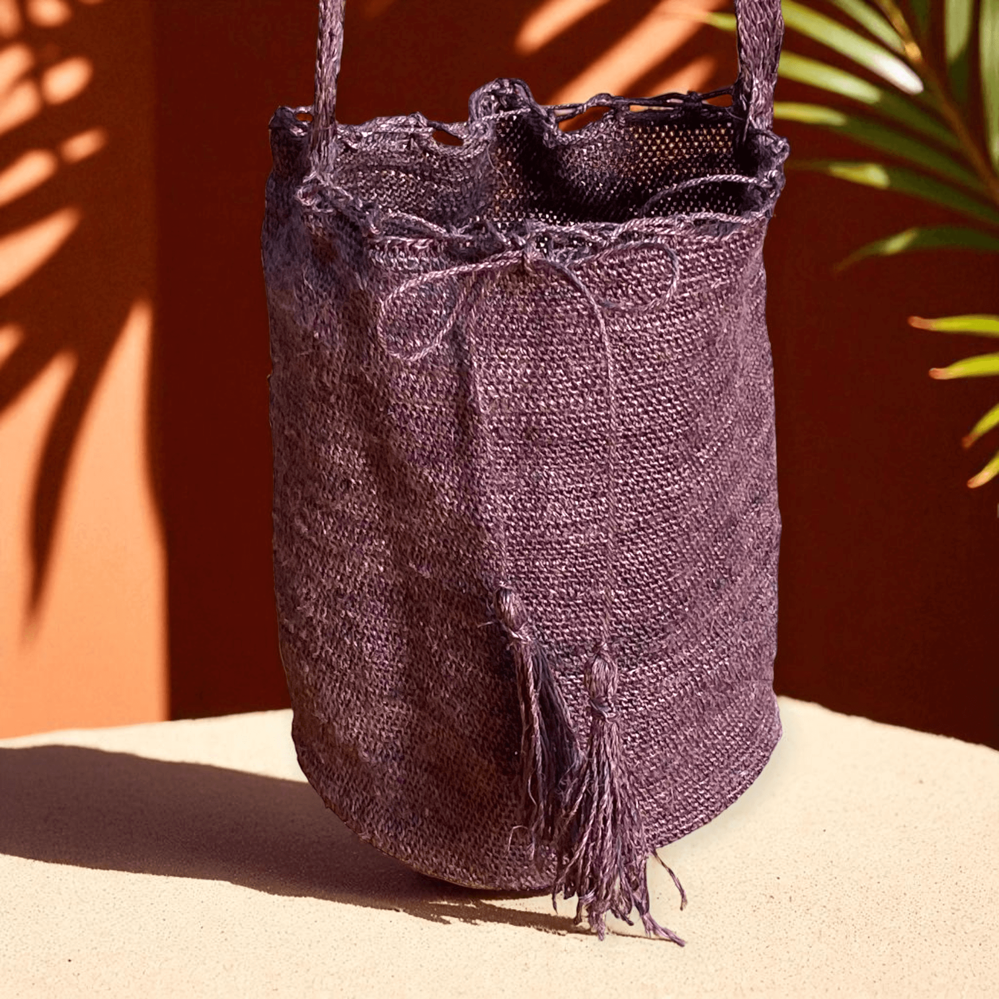 Volver Bags Fibi in fibra vegetale melanzana
