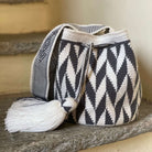 Wayuu Bags bianca e grigia motivi geometrici