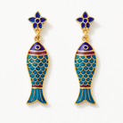 Orecchini pendenti a forma di pesce smaltati blu e rossi con dettagli dorati – bijoux artigianali Volver Bags
